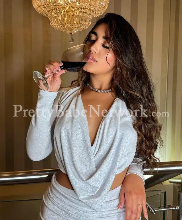 Instagram and OnlyFans Celebrity Pratyusha for Top-End Escort Services in Noida
